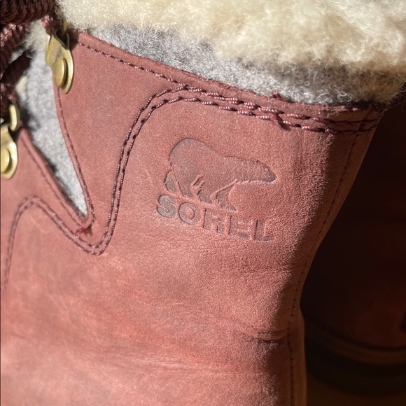 SOREL Sneakchic Alpine Nubuck Suede Faux Shearling Lace up Ankle Boots Size 7.5 - Picture 2 of 13
